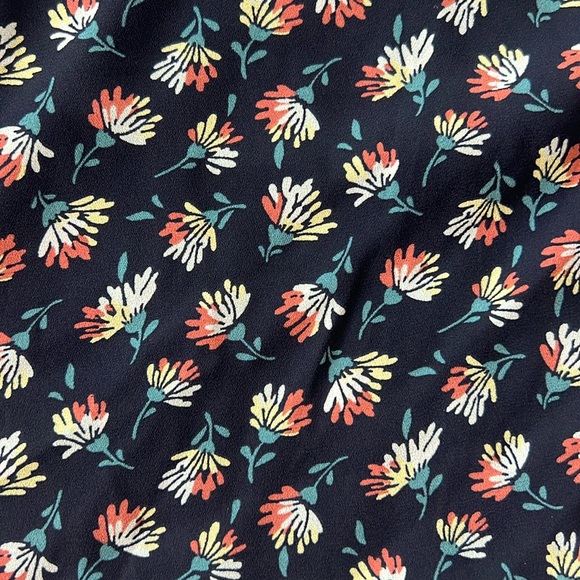 Ann Taylor Loft Tank - Picture 2 of 6